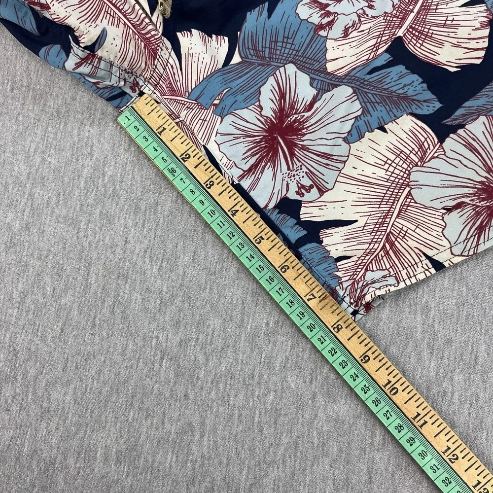 Patagonia Wavefarer Board Shorts Mens 34 Blue Floral 8
